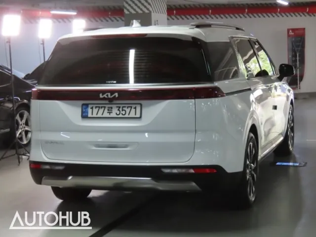 Kia Carnival 2023 photo 3