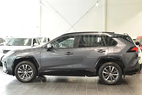 Suzuki Across 2021 photo 3