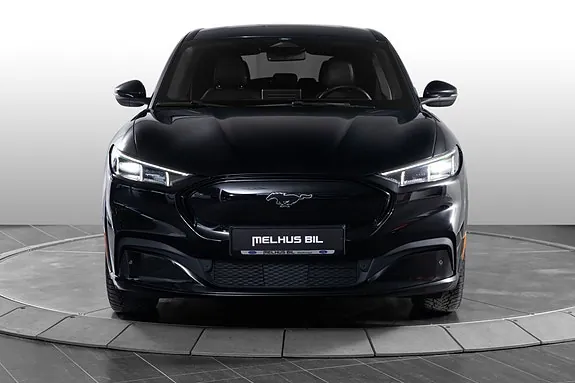 Ford Mustang Mach-E 2021 photo 3