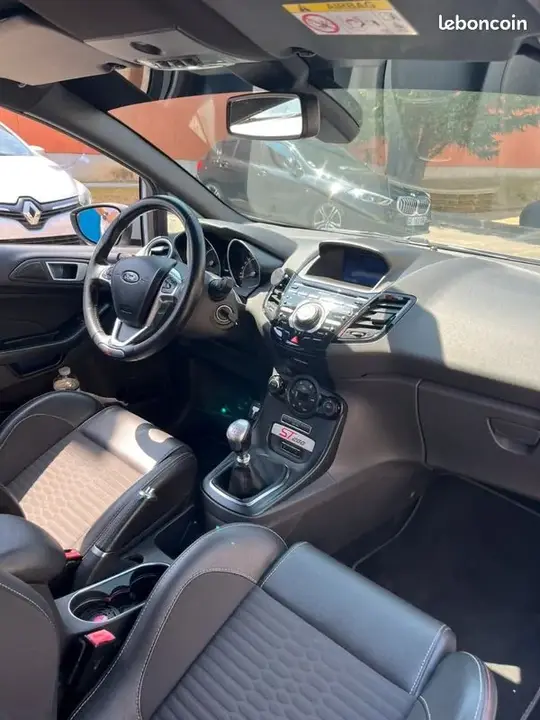 Ford Fiesta 2017 photo 3
