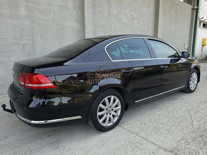 Volkswagen Passat 2011 photo 5