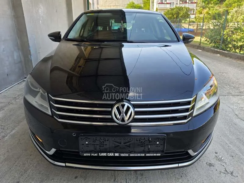 Volkswagen Passat 2011 photo 2