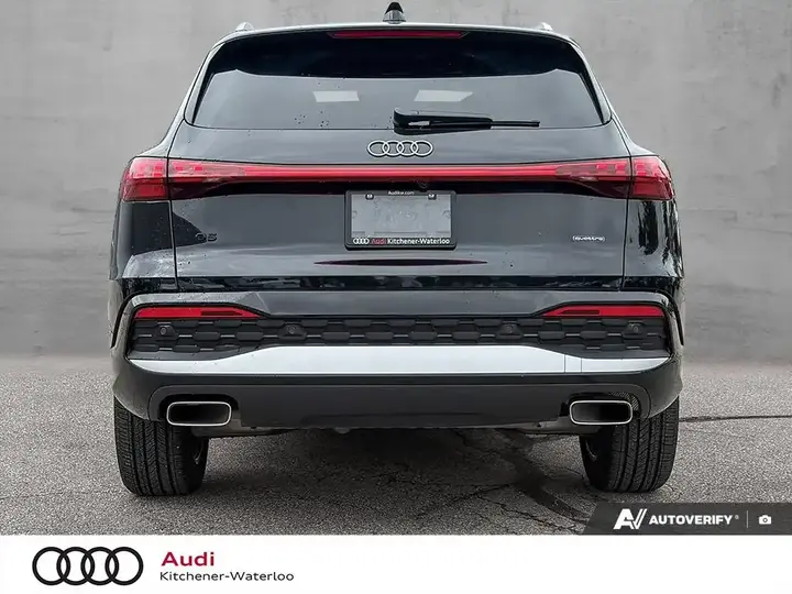 Audi Q5 2025 photo 5