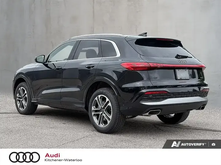 Audi Q5 2025 photo 4