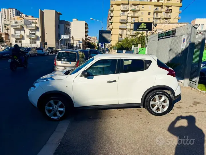 Nissan Juke 2011 photo 5