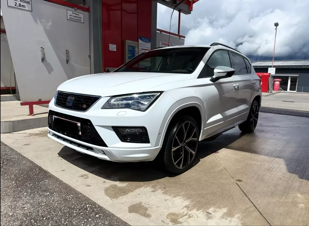 Seat Ateca 2018 photo 2