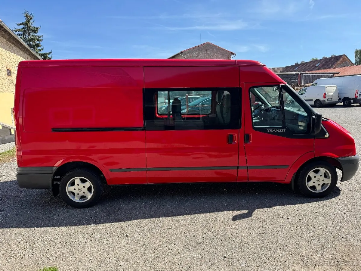 Ford Transit 2009 photo 4