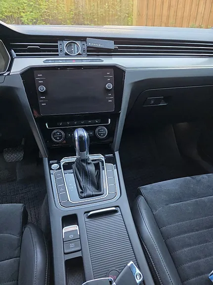 Volkswagen Passat 2018 photo 5