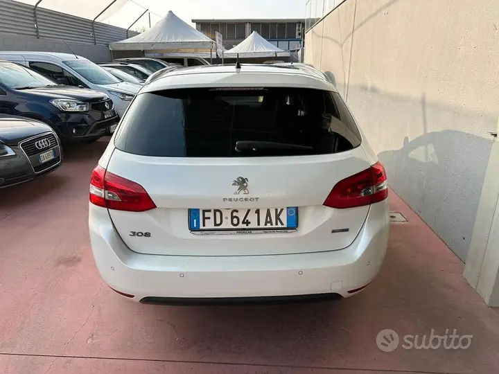 Peugeot 308 2016 photo 5