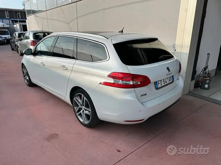 Peugeot 308 2016 photo 4