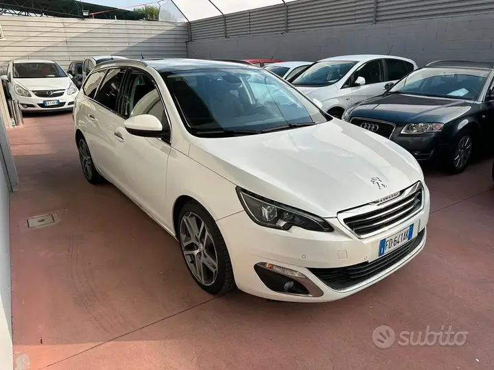 Peugeot 308 2016 photo 2
