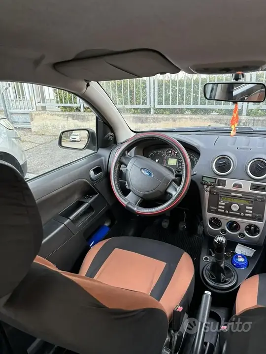 Ford Fusion 2006 photo 3