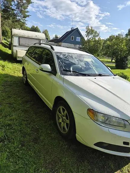 Volvo V70 2009 photo 3