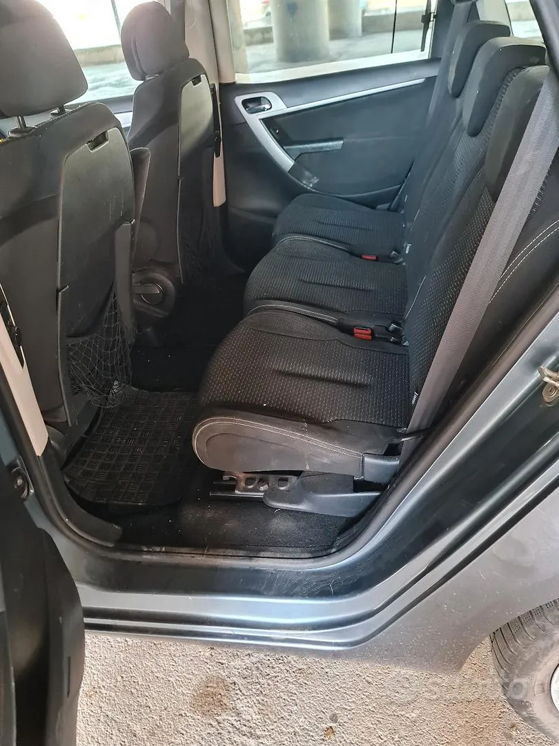 Citroen C4 Picasso 2009 photo 5