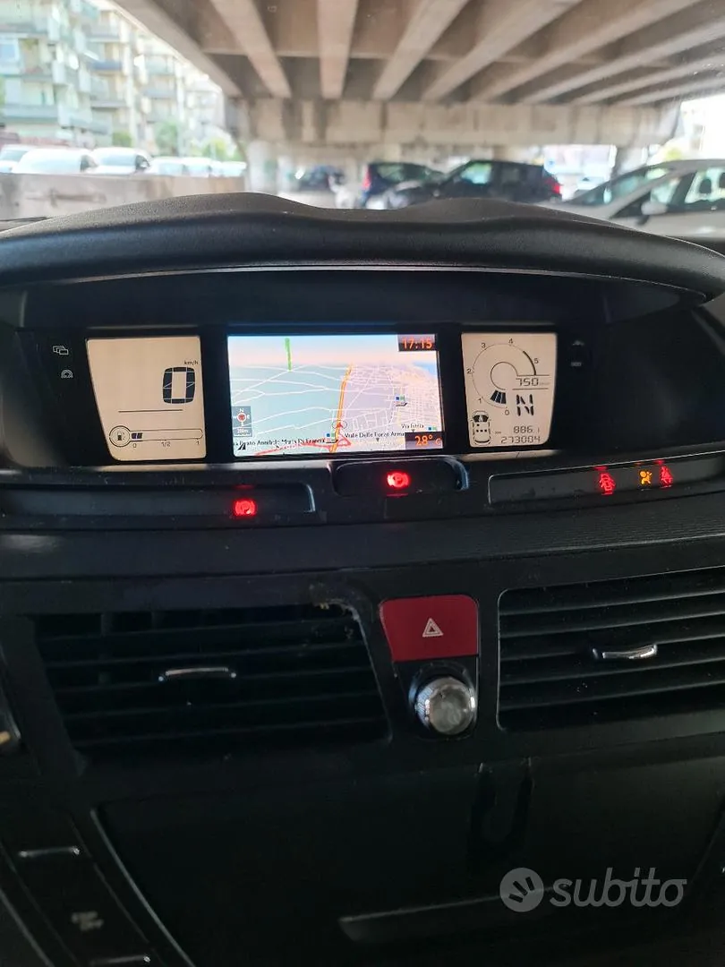 Citroen C4 Picasso 2009 photo 3