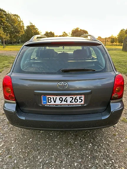 Toyota Avensis 2006 photo 3