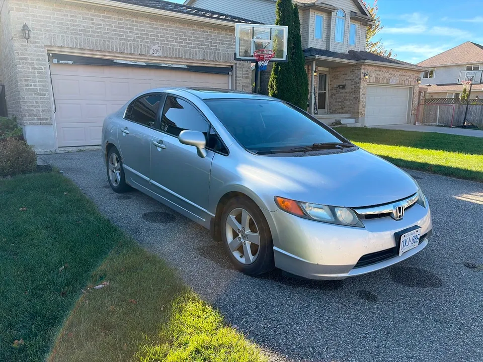 Honda Civic 2007 photo 4