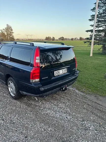 Volvo V70 2004 photo 2
