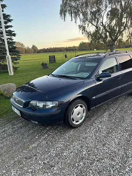 Volvo V70 2004 photo 3