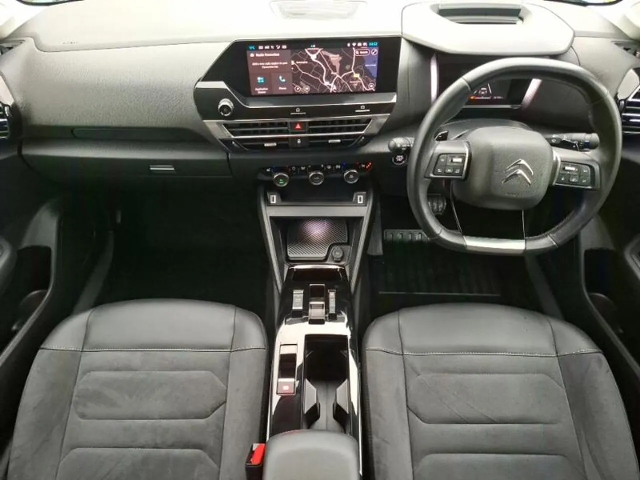 Citroen C4 2023 photo 3