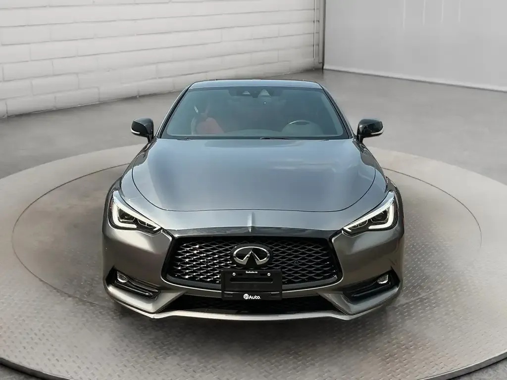 Infiniti Q60 2021 photo 2