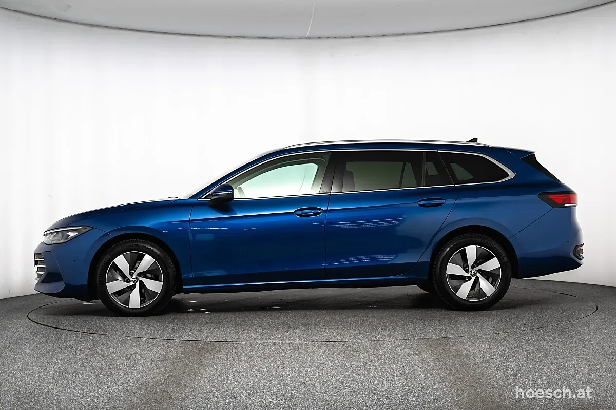 Volkswagen Passat 2025 photo 3