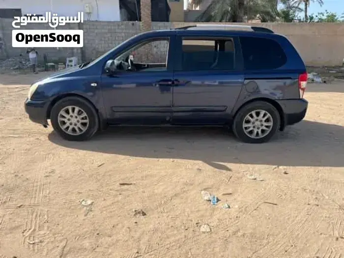 Kia Carnival 2007 photo 4