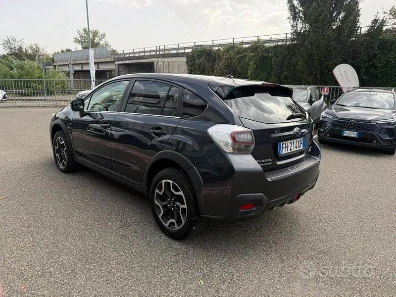 Subaru Xv 2017 photo 3