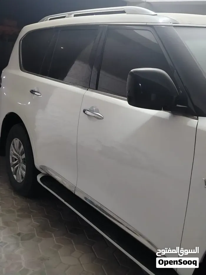 Nissan Patrol 2015 photo 2