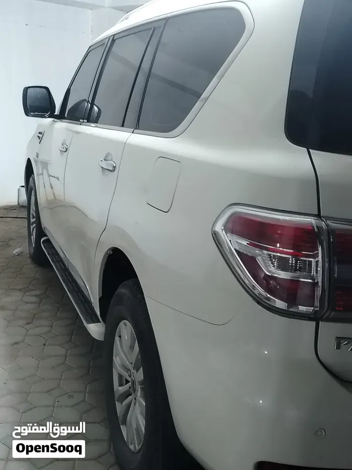 Nissan Patrol 2015 photo 4