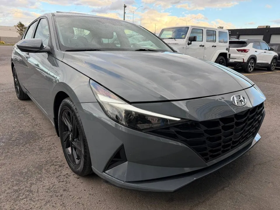 Hyundai Elantra 2022 photo 2