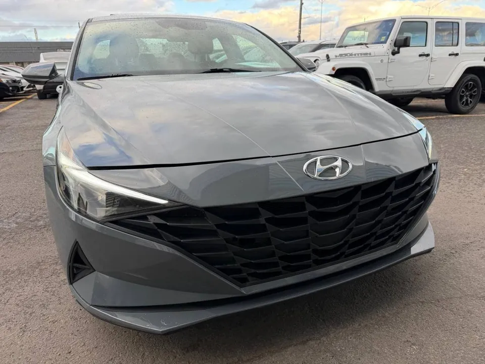 Hyundai Elantra 2022 photo 3