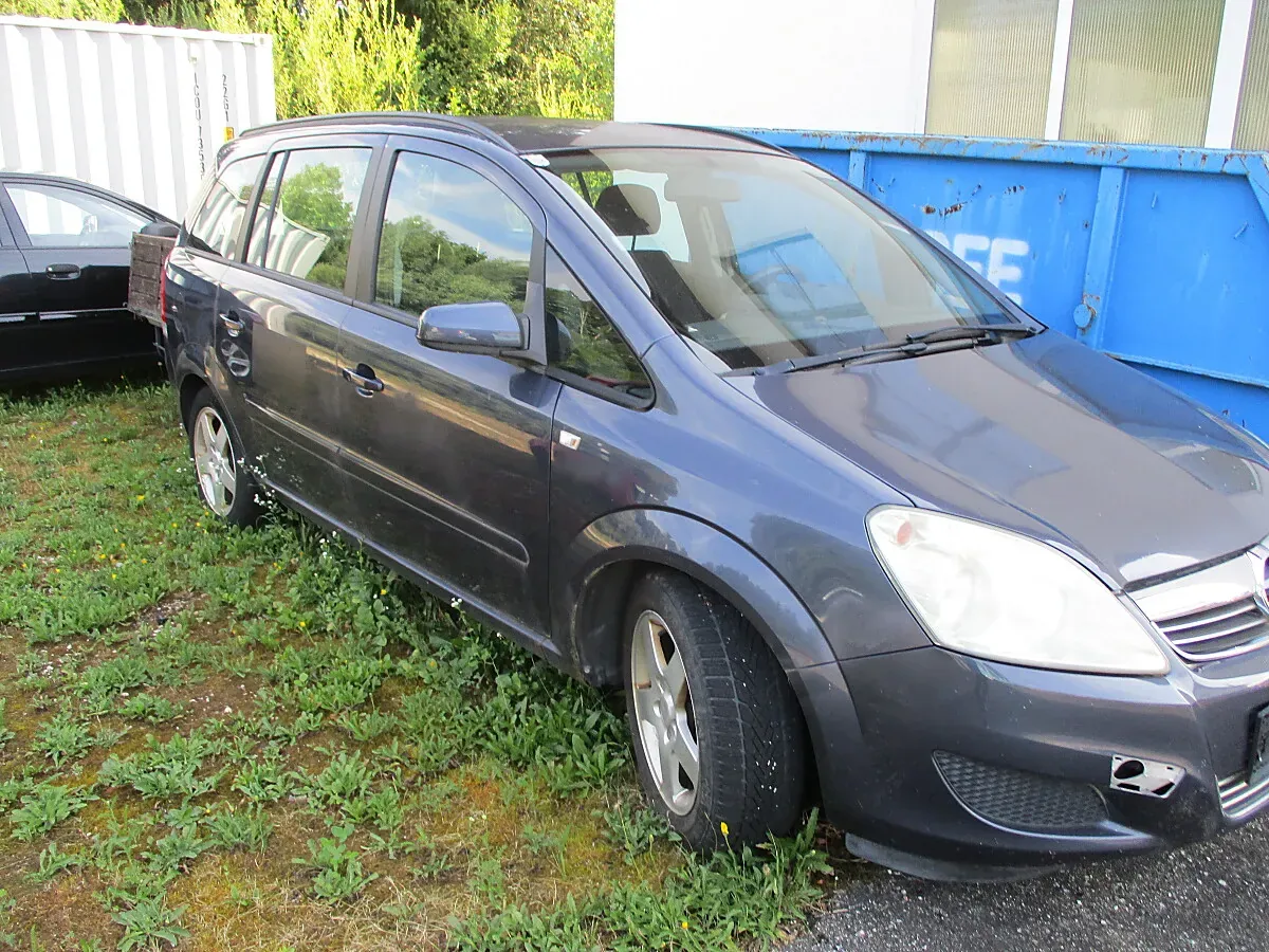 Opel Zafira 2008 photo 3