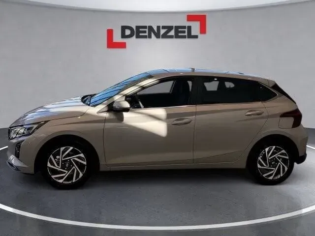 Hyundai I20 photo 2