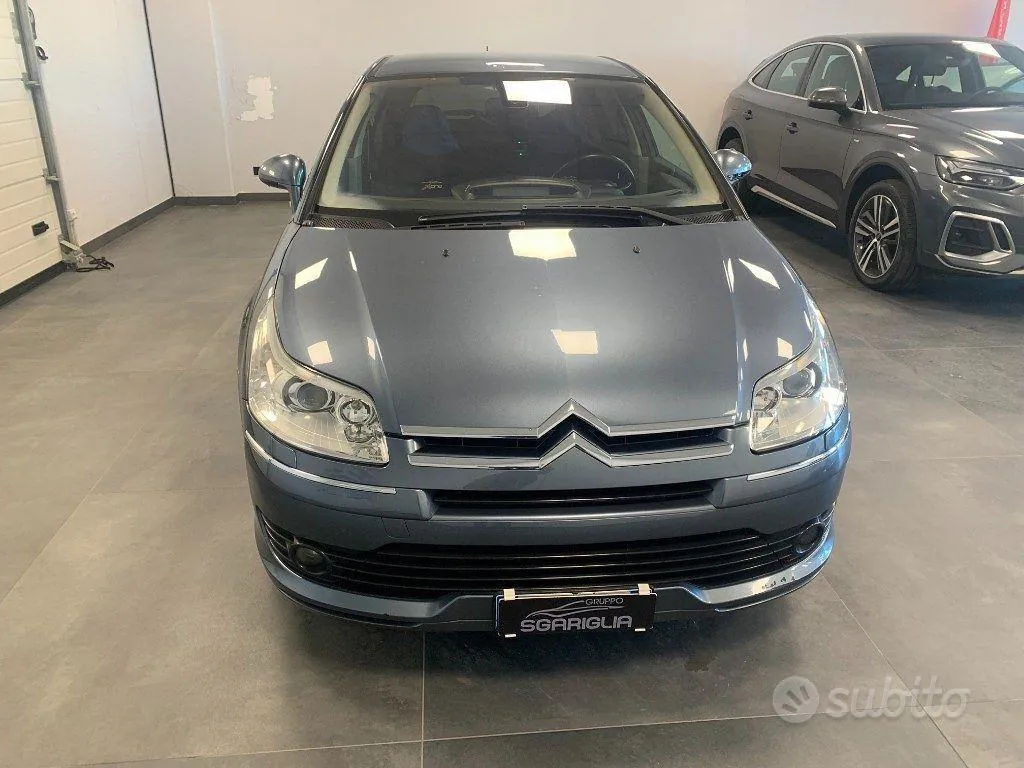 Citroen C4 2006 photo 2