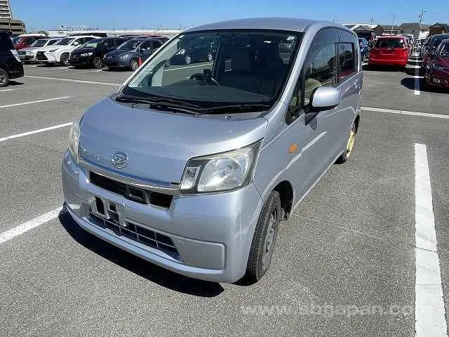 Daihatsu Move 2013 photo 2