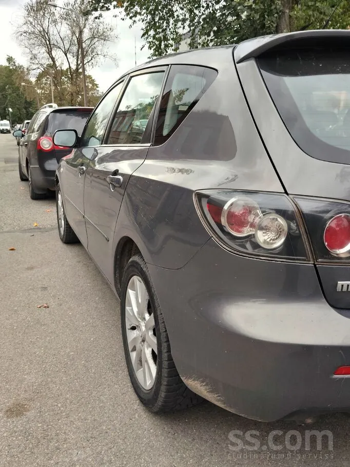 Mazda Mazda3 2007 photo 2