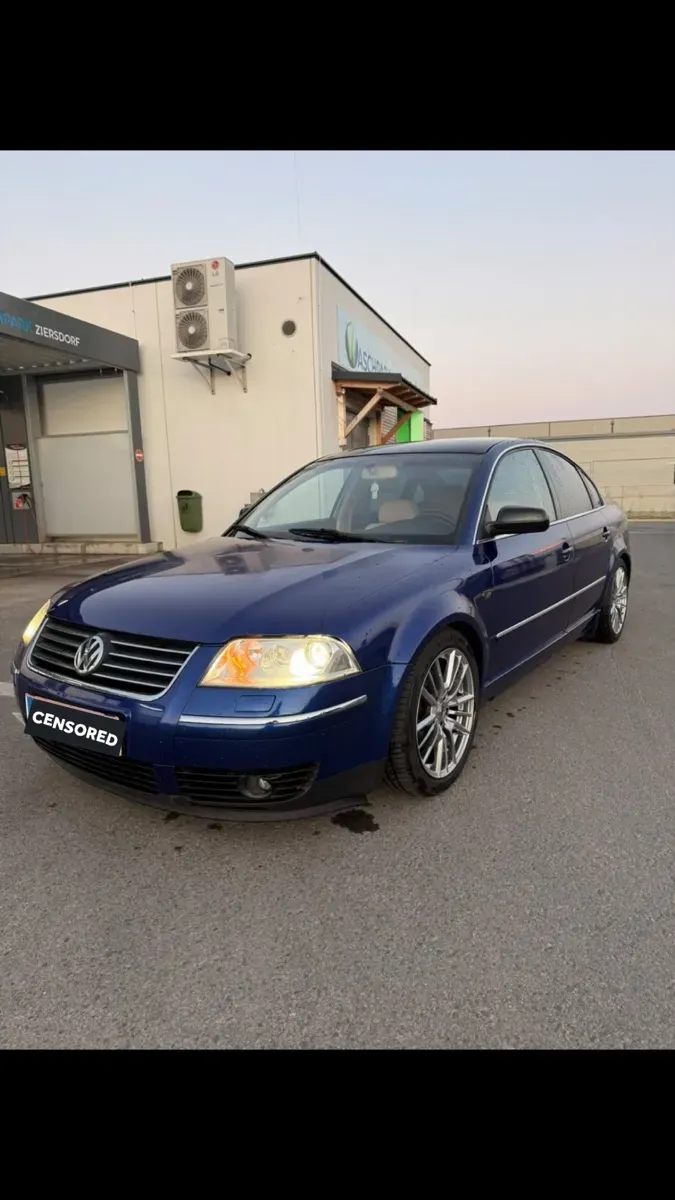 Volkswagen Passat 2003 photo 2