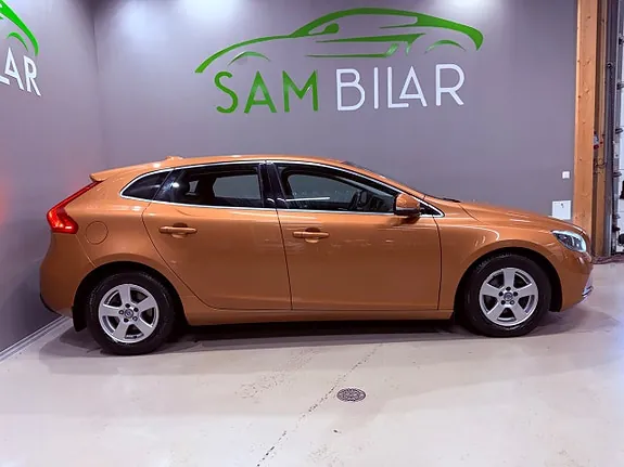 Volvo V40 2014 photo 2