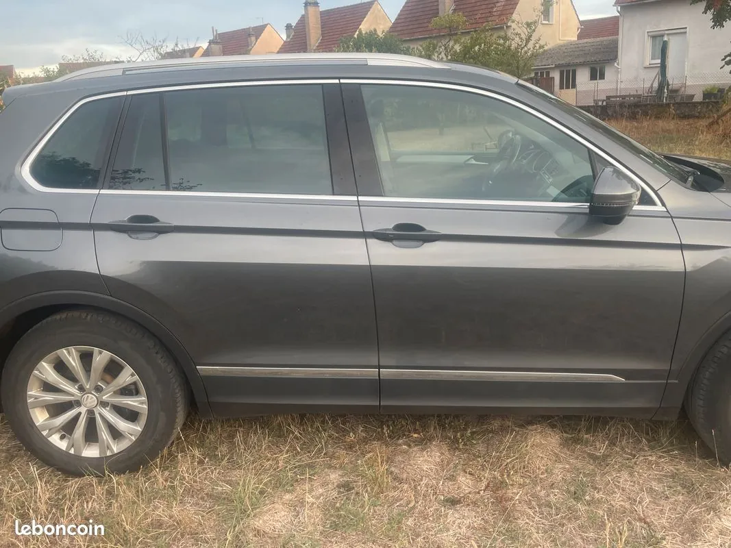 Volkswagen Tiguan 2017 photo 2