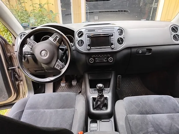 Volkswagen Tiguan 2014 photo 2