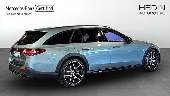 Mercedes-Benz E300 De 2026 photo 2