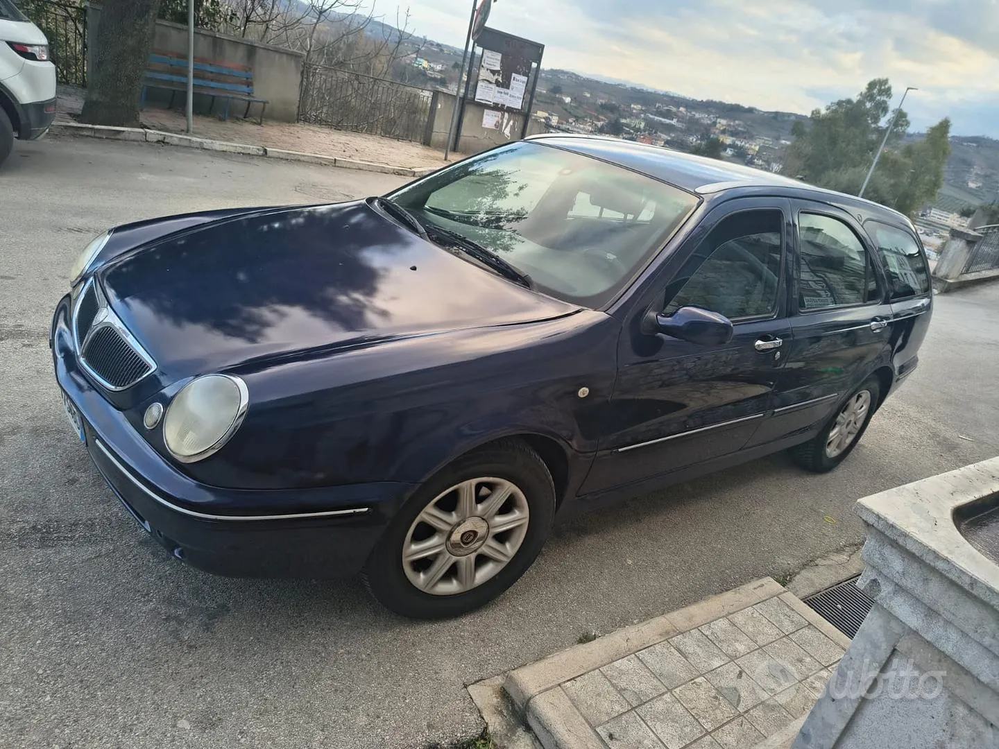 Lancia Lybra