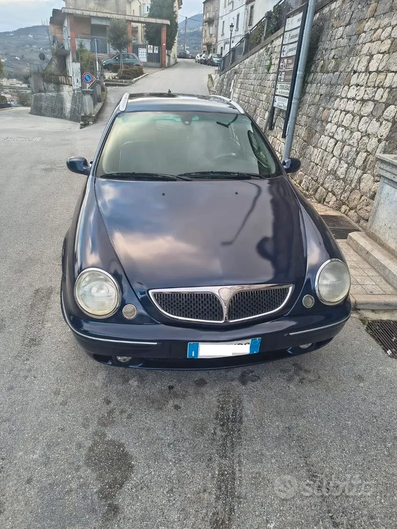 Lancia Lybra 2000 photo 3