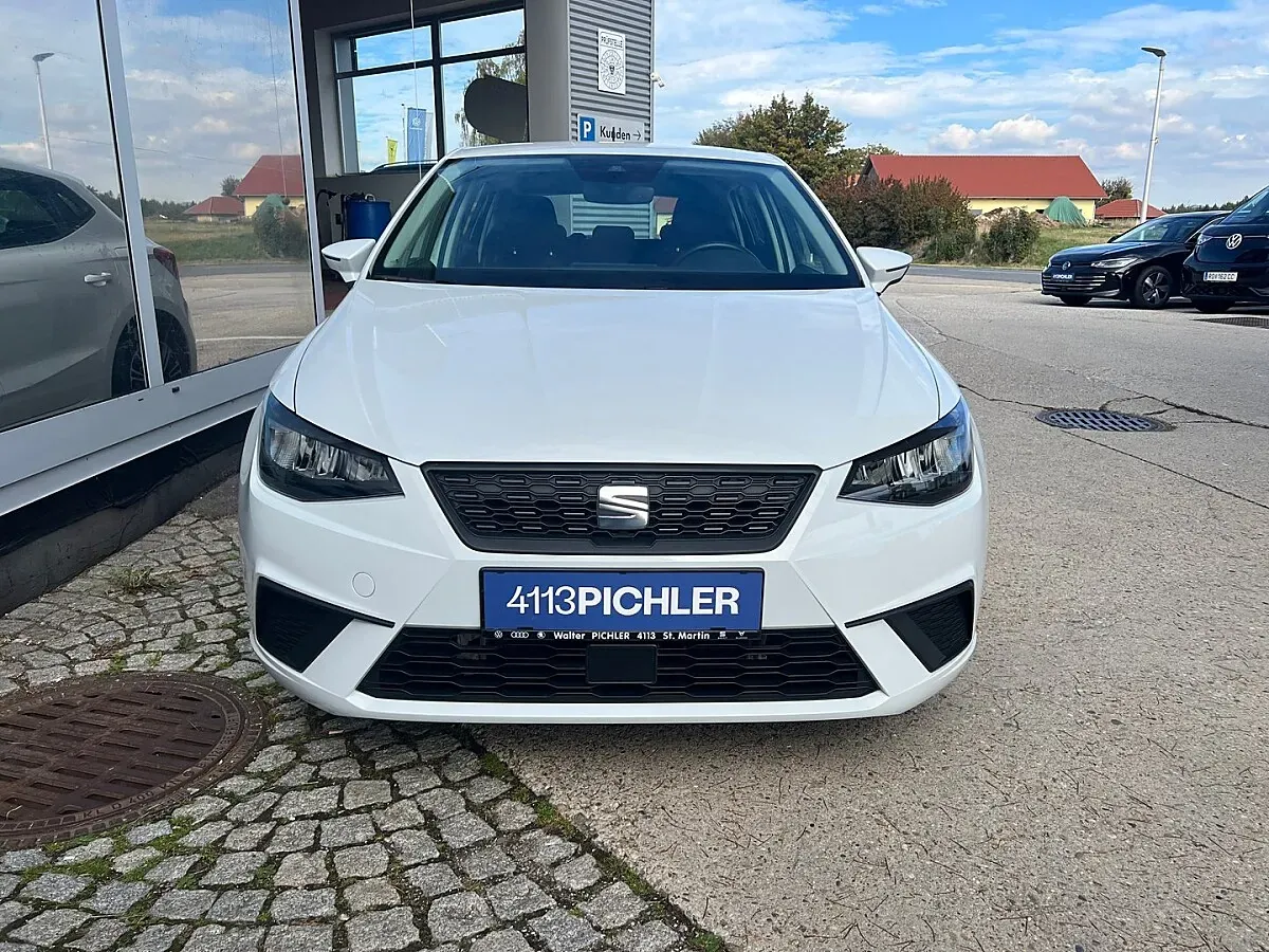 Seat Ibiza 2024 photo 2