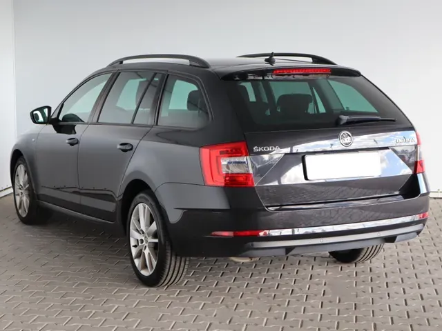 Skoda Octavia Combi 2017 photo 3