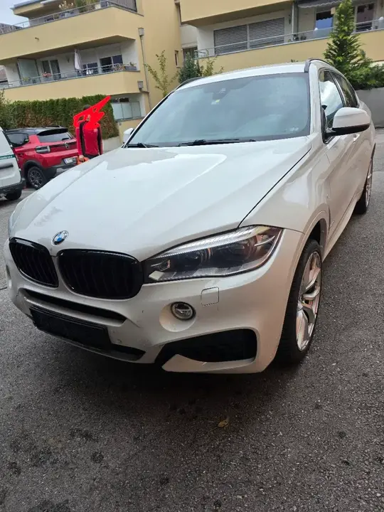 BMW X6 2015 photo 2