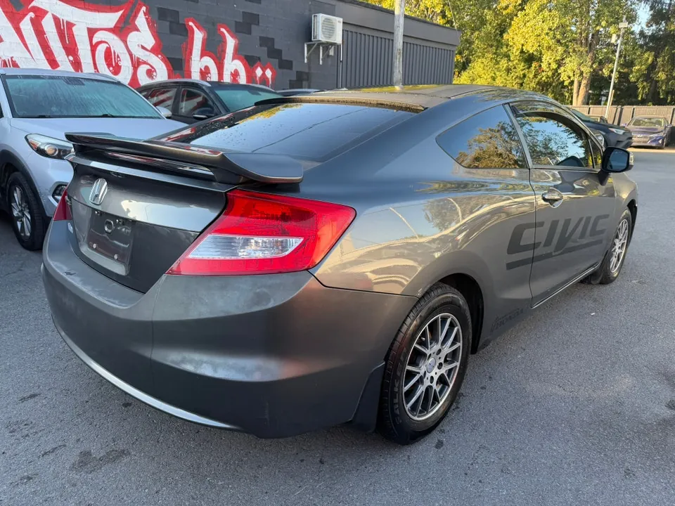 Honda Civic 2012 photo 2