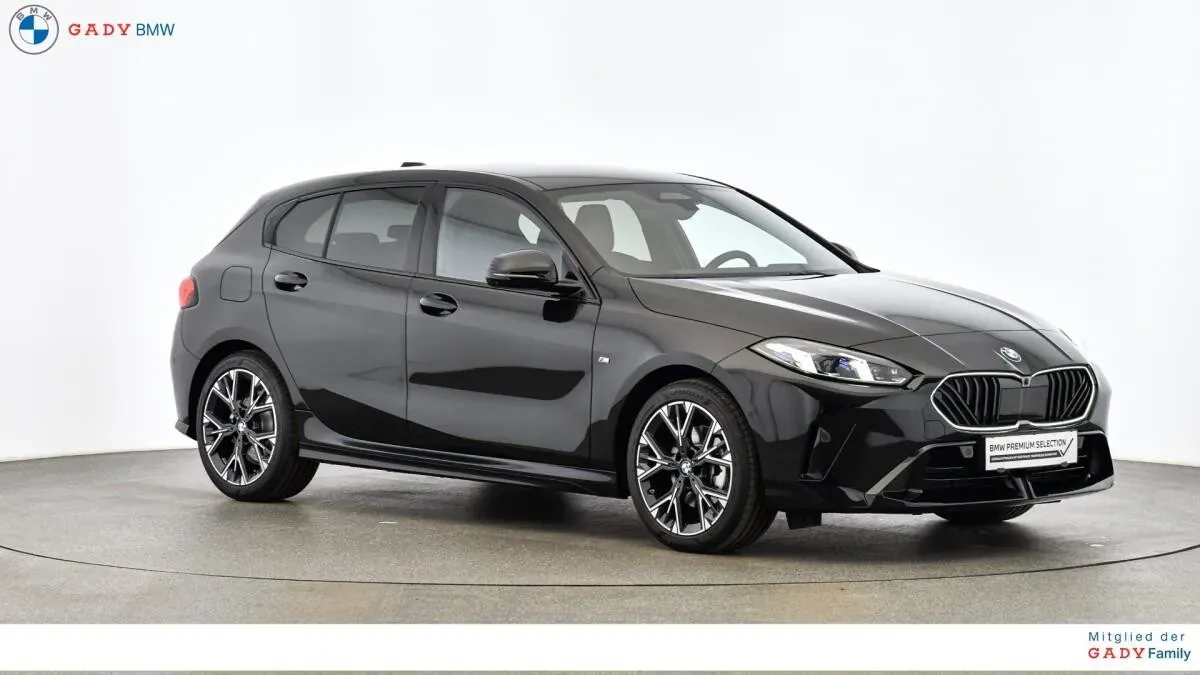 BMW 1 Series 2025 photo 3