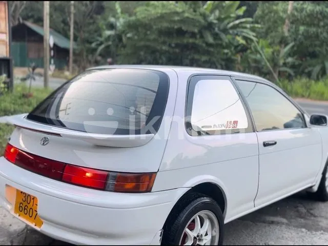 Toyota Corolla 1992 photo 2